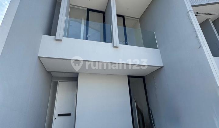 Rumah Baru Gress Shm Dekat Dian Istana Dan Tol