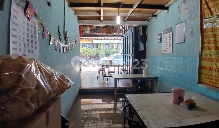 Jual Rumah Hitung Tanah Mainroad Kopo Permai Deket Supermarket Jual Rumah Hitung Tanah Mainroad Kopo Permai Deket Supermarket