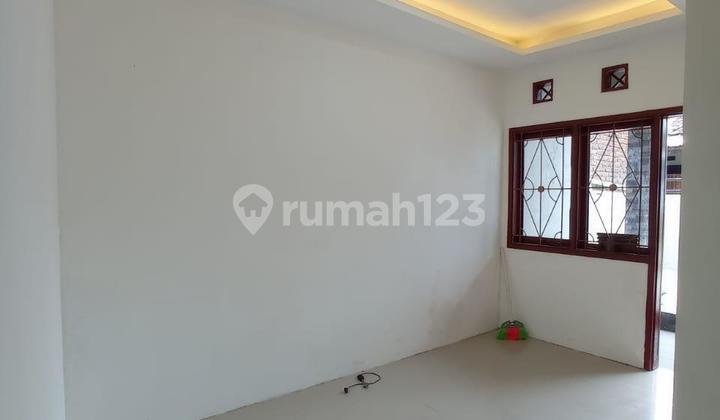 Sewa Rumah Baru Renov Taman Cibaduyut Indah