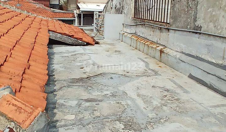 Jual Rumah Lama di Kopo Permai 1 luas bingits 2