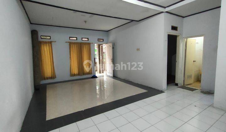 Jual Rumah  dekat mainroad di Permata Kopo 1