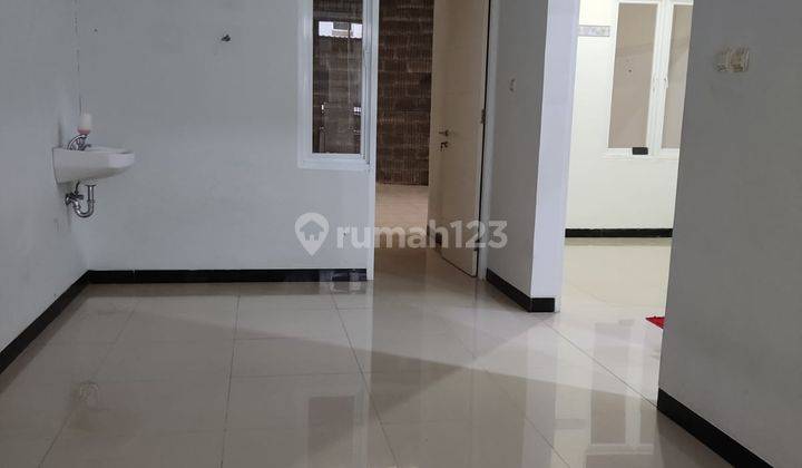 Jual Rumah Tki 3 Blok E Bagus 2
