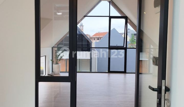 Jual Rumah Baru di Setradutaʼn