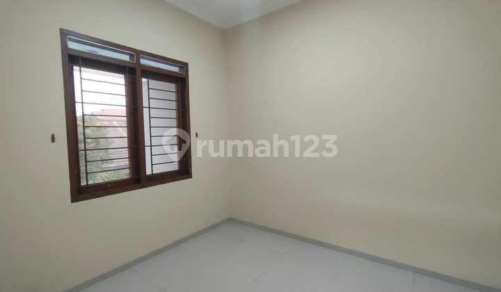 Rumah Baru Renov Taman Holis Indah 2