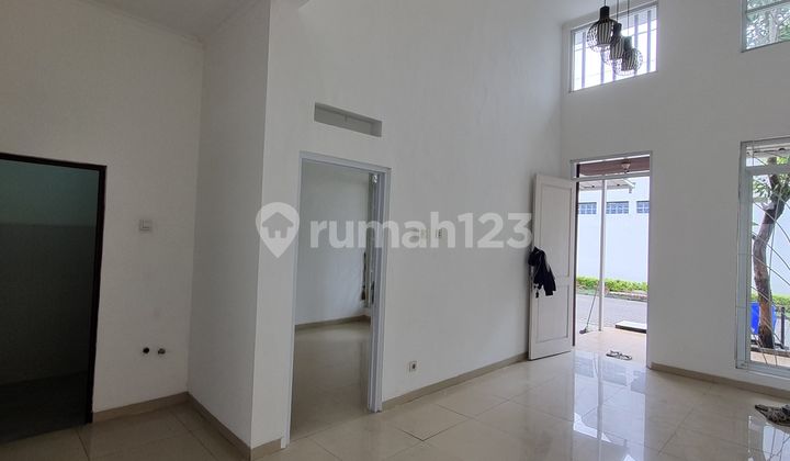 Sell New Renovated House Pinus Regency
