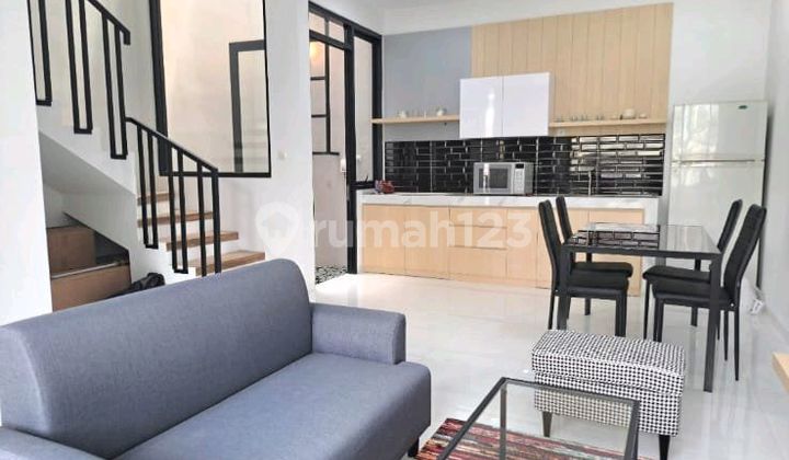 Jual Rumah Baru Tengah Kota 1