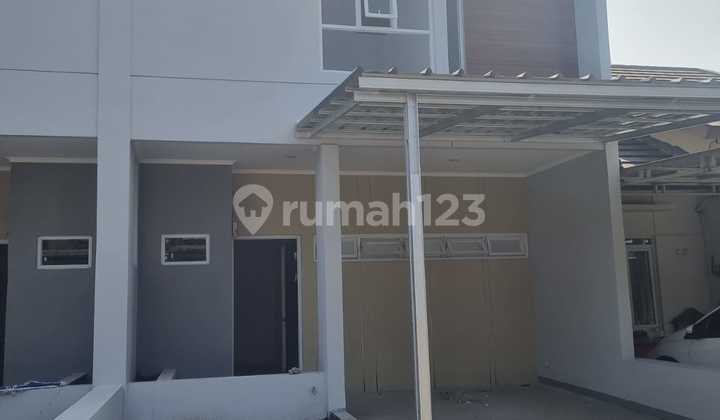 Sewa Rumah Baru Sayap Taman Kopo Indah