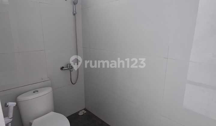 Langka Jual Rumah Baru Kopo Permai 2