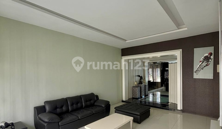 Cheap Sale - Luxury Shophouse Raya Darmo Permai Utara Surabaya. 2