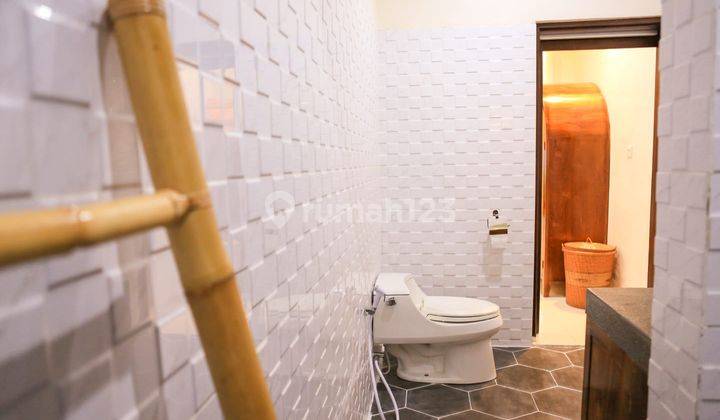 For Lease Cozy and beautiful Villa at Seminyak area on jalan Pelawa  6