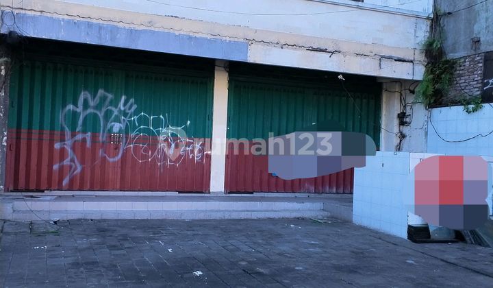 RARE OPPORTUNITY, QUICK SALE: 2 Adjacent Shop Houses "Lolasi" on Teuku Umar Main Road, Central Commercial and Culinary Area. 2