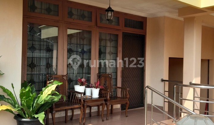 Grand House in the Fresh Nature of Cinere 2