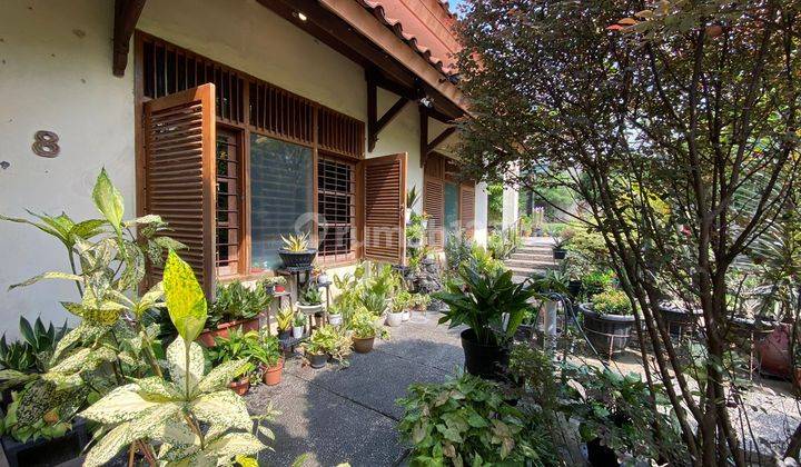 Rumah Nuansa Villa Di Cinere, Luas dan Nyaman 1