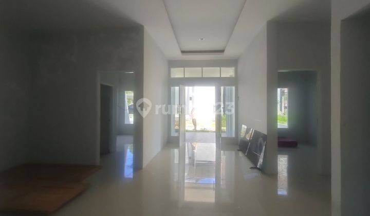 Rumah SHM di Perum New Palm Hills 3