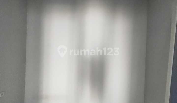 Rumah SHM di Perum New Palm Hills 4