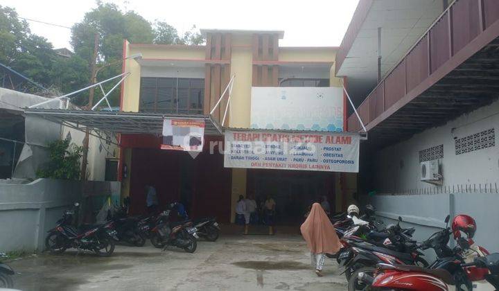 Ruko tengah kota dua lantai 1