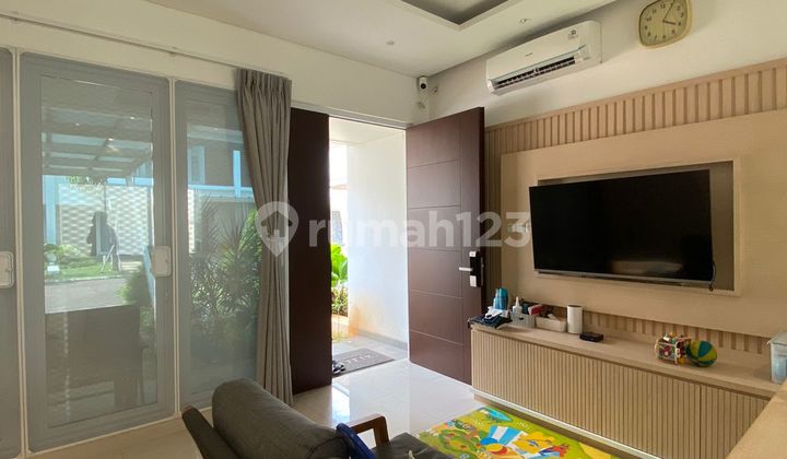 Dijual Rumah Riviera At Puri 2