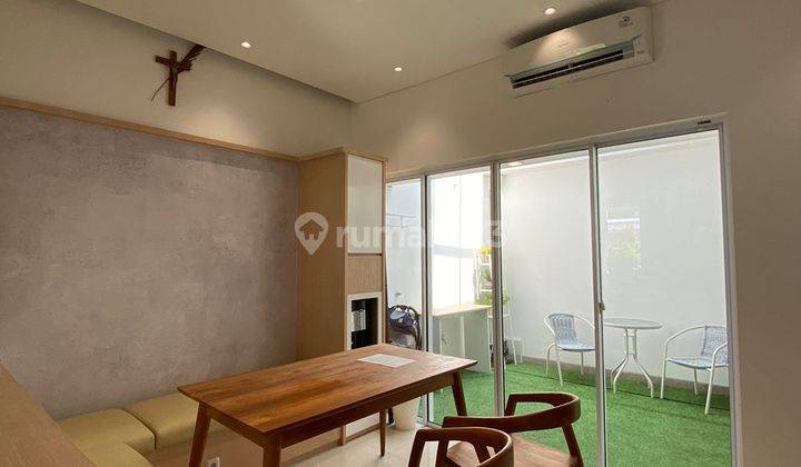 Dijual Rumah Riviera At Puri 4