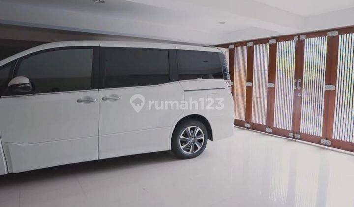 Dijual Rumah Mewah di Puri Indah 2