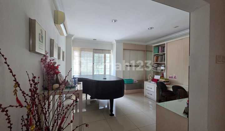 Rumah Pantai Indah Kapuk