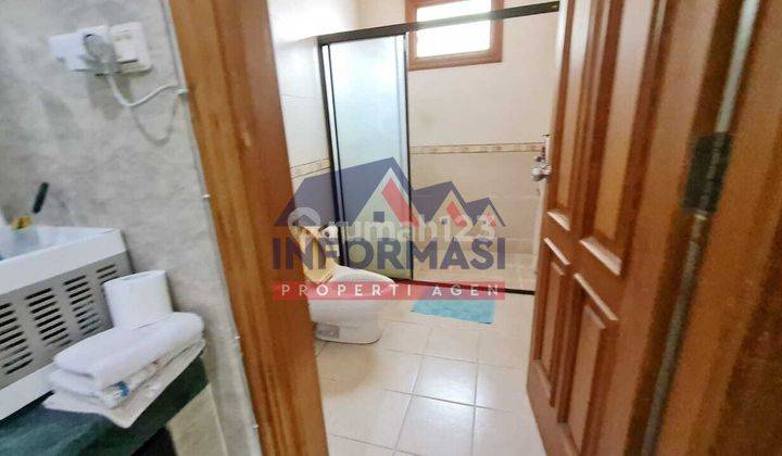 Dijual rumah bagus di Intercon Taman Kebon Jeruk 2