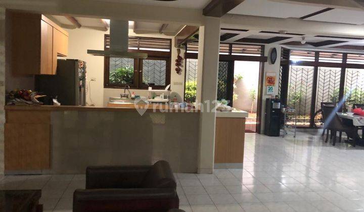 Dijual Cepat rumah di Intercon taman kebon jeruk 2