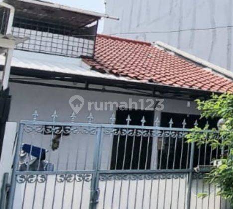 Dijual cepat rumah 1,5 lantai di Puri Indah jakarta barat 1