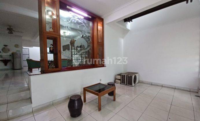 Dijual rumah di Taman Kedoya Baru jakarta barat 2