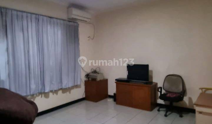 Dijual rumah di Intercon Taman Kebon Jeruk 2