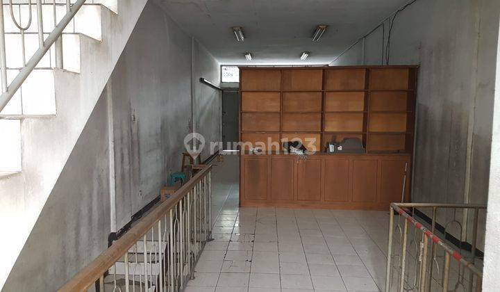 Disewakan Ruko Stretegis 4 Lantai Daerah Ramai Di Taman Sari Bandung 8