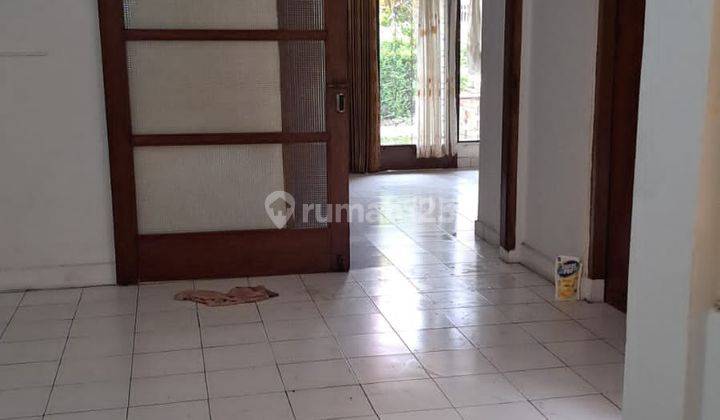 Disewakan Rumah 2 Lantai Terawat Luas Kamar Banyak Di Daerah Bkr Bandung 1