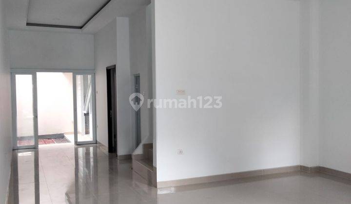 Dijual Rumah Baru Monderm Minimalis Bangunan 2 Lantai Lokasi Bagus Di Kopo Permai Bandung 1