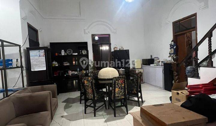 Dijual Cepat Rumah Bangunan 2 Lantai Keren Lingkungan Bagus Di Singgasana Pradana Bandung 1