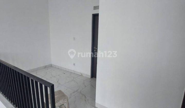 DIJUAL RUMAH BARU BANGUNAN 2 LANTAI MINIMALIS MODERN DI DAERAH KEMBAR BANDUNG 2