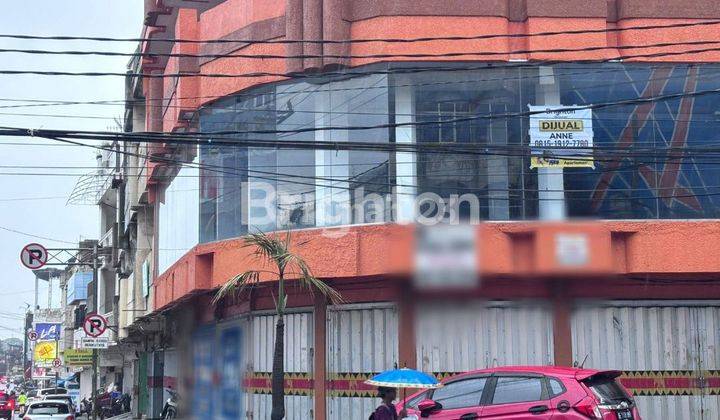 Ruko Hoek Siap Usaha  3 Lantai Di Lampung 1