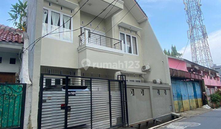 Rumah luas strategis di pinang ranti jakarta timur 2