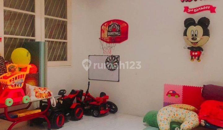 Di jual rumah luas dalam komplek dekat tol jatiwarna bekasi 8