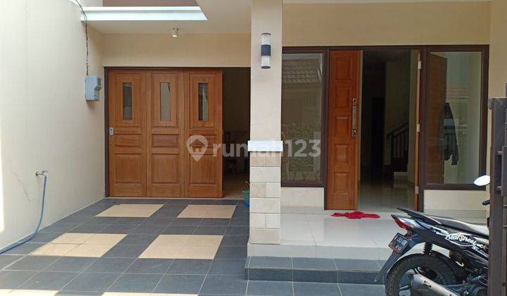 Rumah kokoh strategis di tebet barat jakarta selatan 2