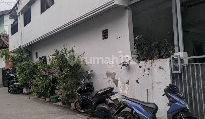 Rumah Kost Second Terawat Strategis Di Tebet Jakarta Selatan