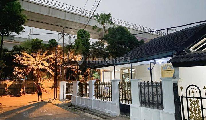 Rumah Hook Luas Dalam Komplek Di Galaxy Bekasi 2