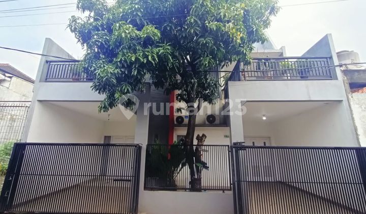 Rumah Mewah Strategis Luas Dekat Galaxy Bekasi Rumah Mewah Strategis Luas Dekat Galaxy Bekasi