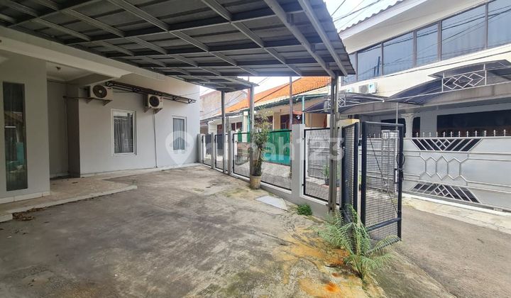 Rumah Hook Luas Murah di Pondok Kelapa Jakarta Timur