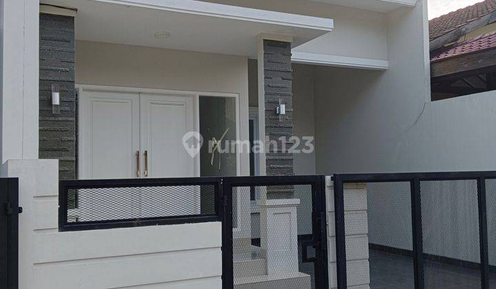 Rumah Baru Bagus Dalam Komplek Binalindung Jatiwaringin  1