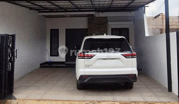 Rumah Mewah Bagus Strategis Dalam Perumahan di Jatimakmur Rumah Mewah Bagus Strategis Dalam Perumahan di Jatimakmur