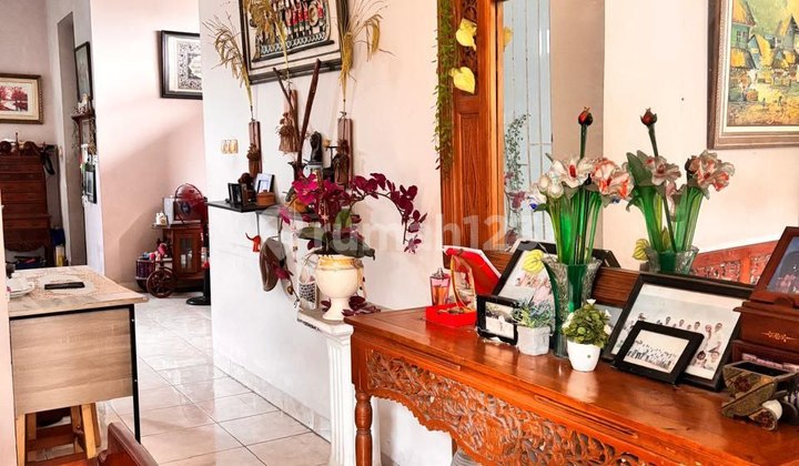 Rumah Bagus Strategis di Bintafo Sektor 9 Tangerang Selatan 2