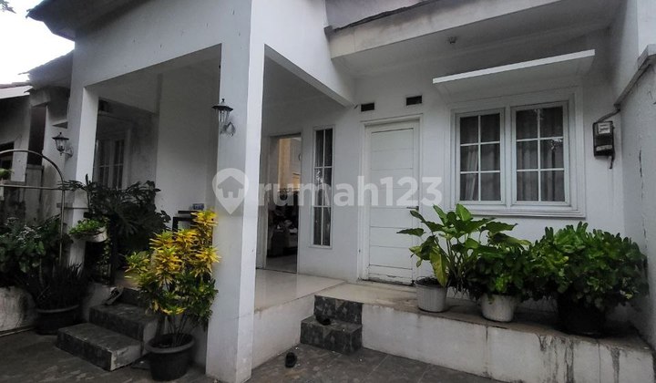 Rumah Luas Bagus Dalam Komplek Permata Cikunir Bekasi