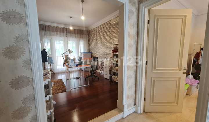 Rumah BSD Fountainebleau Golf Residence Siap Huni Strategis SHM