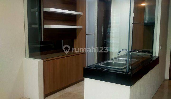 Apartemen 2 Kamar Tidur Kemang Village Baru Furnished Jakarta  1