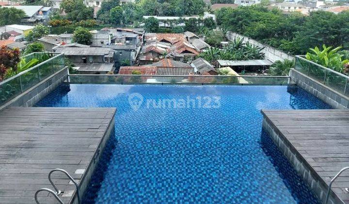 Apartemen Kemang Village 4 Kamar Tidur Furnished Baru  1