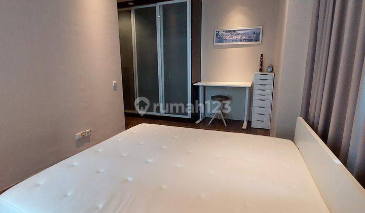 Apartemen Kemang Village 2 Kamar Tidur Furnished Baru 1